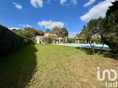 Maison, 200 m²