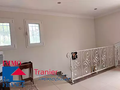 Maison, 235 m²