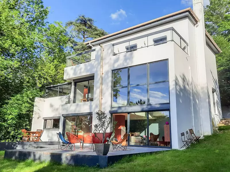 Maison, 355 m²