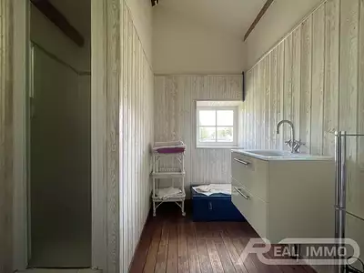 Maison, 250 m²