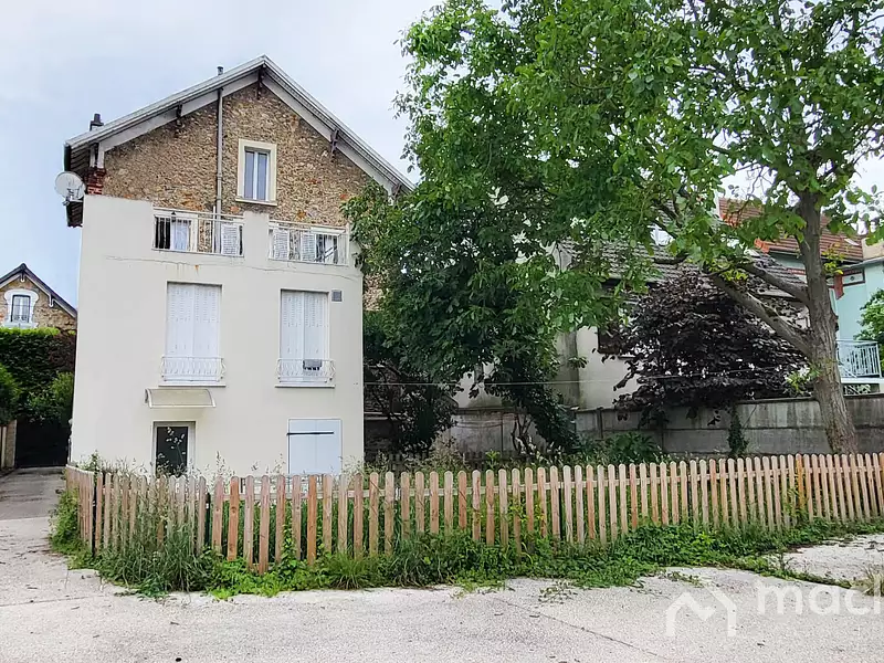 Maison, 206 m²