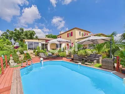 Maison, 170 m²