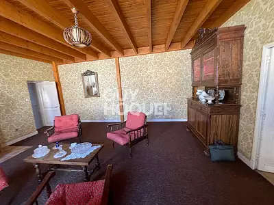Maison, 235 m²