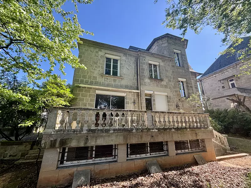 Maison, 268 m²