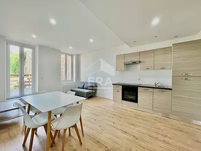 Immeuble, 140 m²