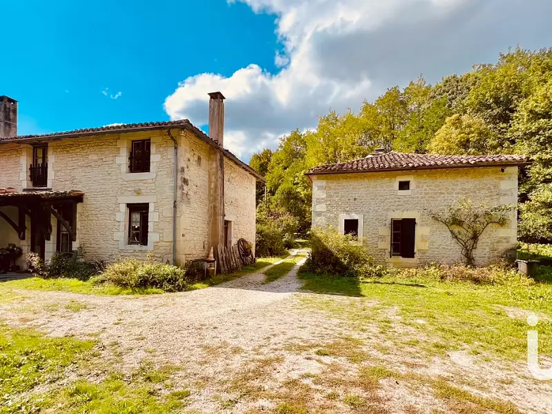 Maison, 200 m²