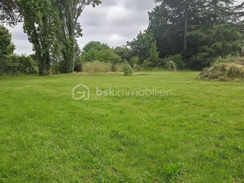 Terrain, 850 m²