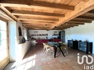 Maison, 680 m²
