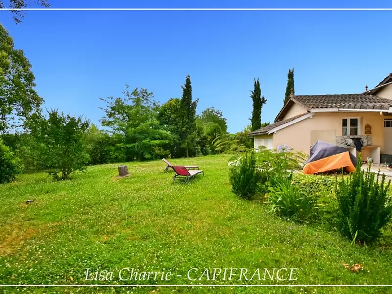 Maison, 295 m²