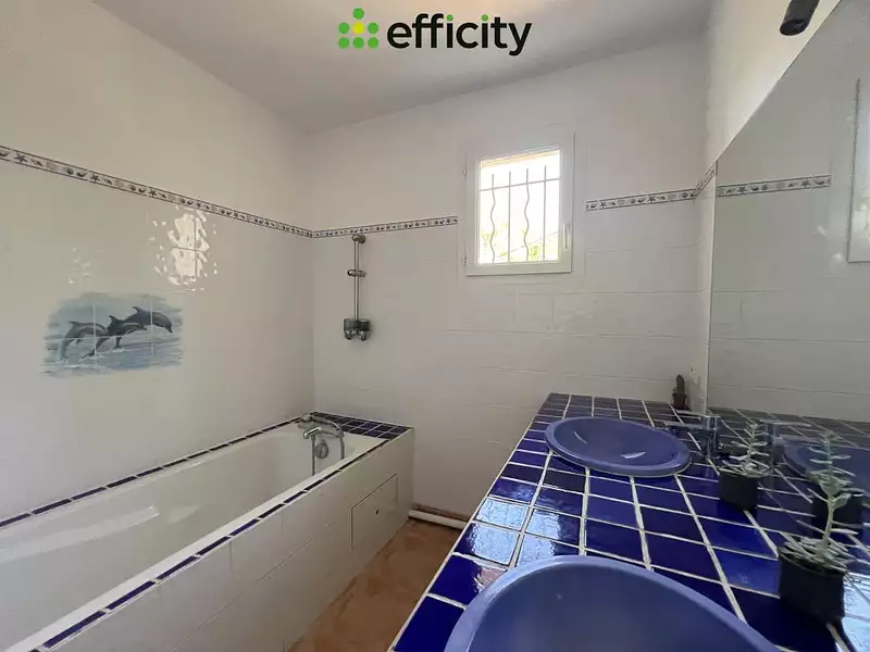 Maison, 217 m²