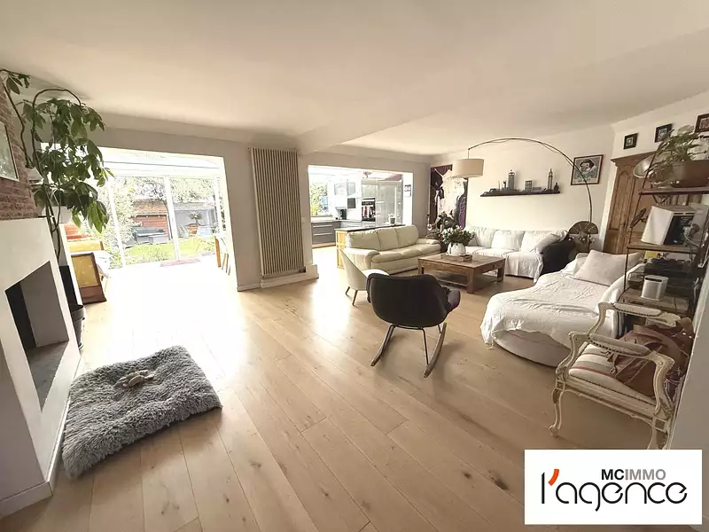 Maison, 155 m²
