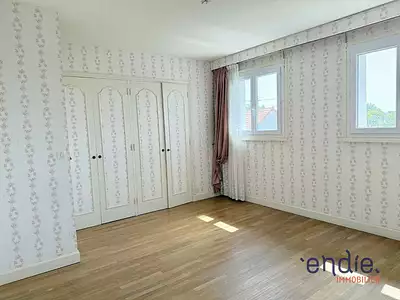 Maison, 273 m²