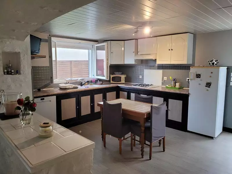 Maison, 198 m²