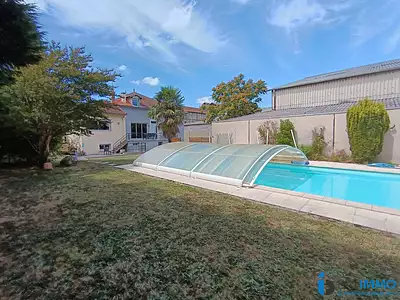 Maison, 300 m²