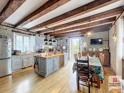 Maison, 350 m²