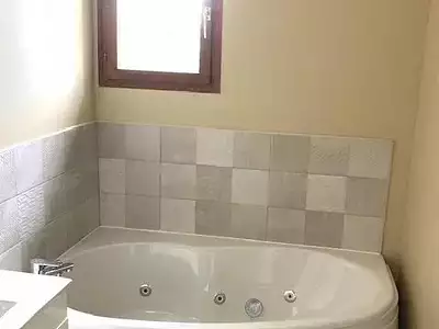 Maison, 240 m²