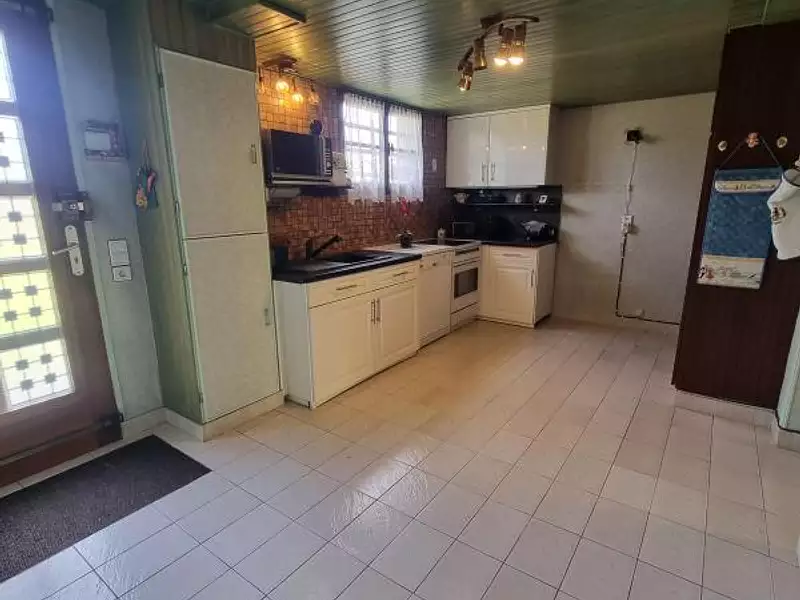 Maison, 204 m²