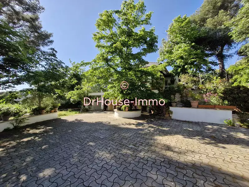 Maison, 192 m²