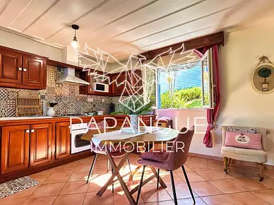 Maison, 305 m²