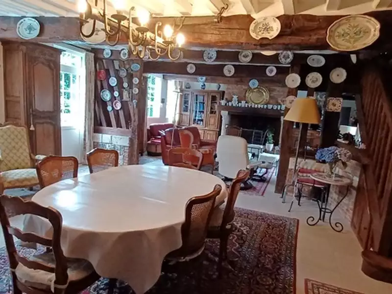 Maison, 242 m²