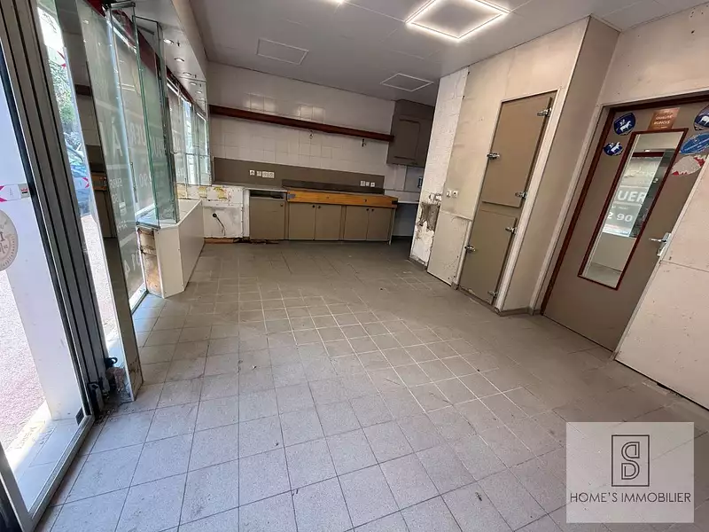 Divers, 60 m²