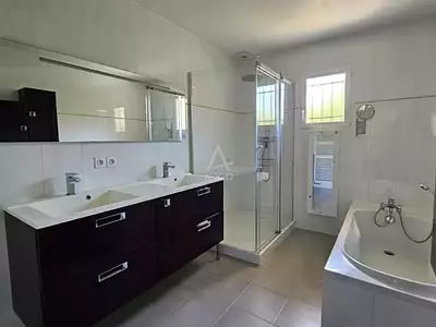 Maison, 106,93 m²