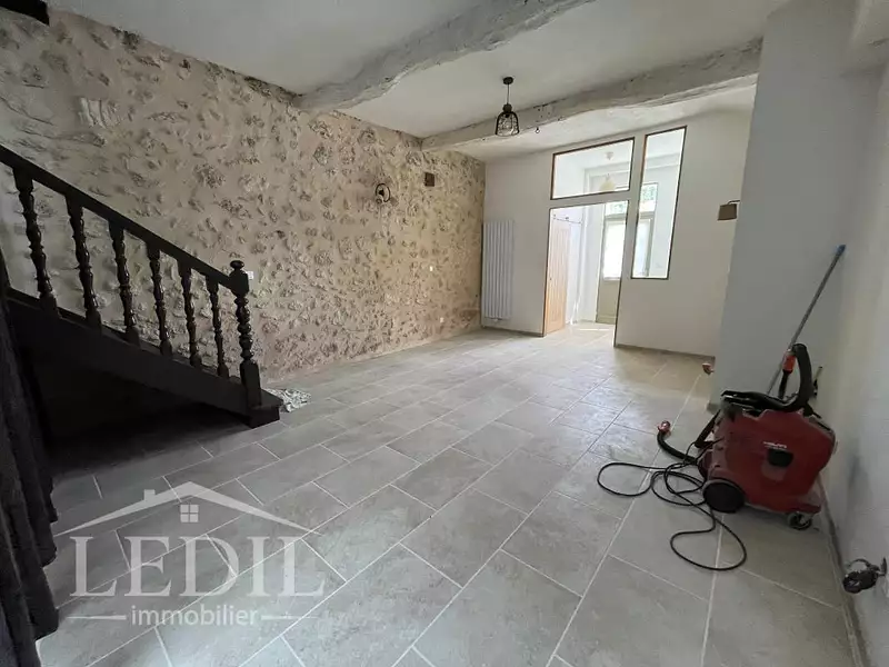 Maison, 166 m²