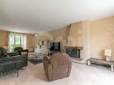 Maison, 180 m²