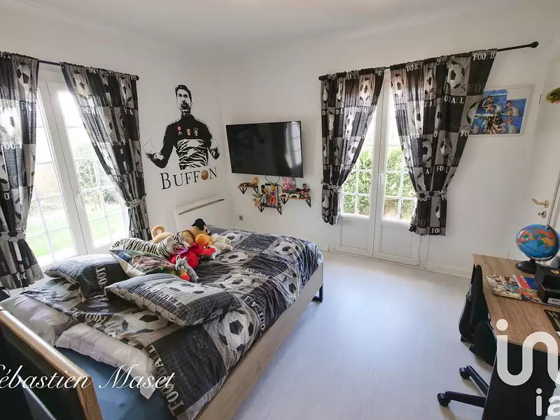 Maison, 234 m²