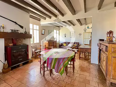 Maison, 225 m²