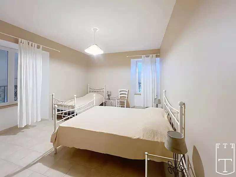 Maison, 640 m²