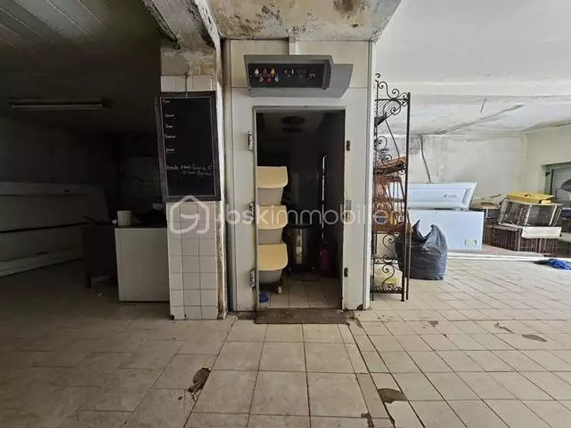 Maison, 250 m²