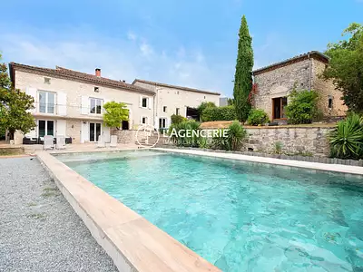 Maison, 300 m²