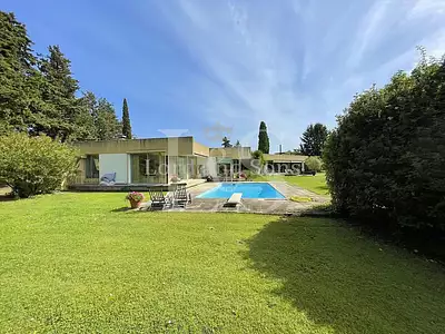 Maison, 260 m²