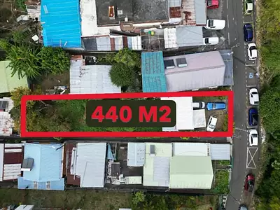 Terrain, 440 m²