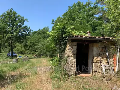 Terrain, 14 930 m²
