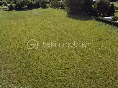 Terrain, 1 910 m²