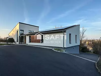 Maison, 255 m²