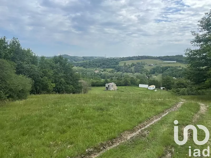 Terrain, 86 000 m²