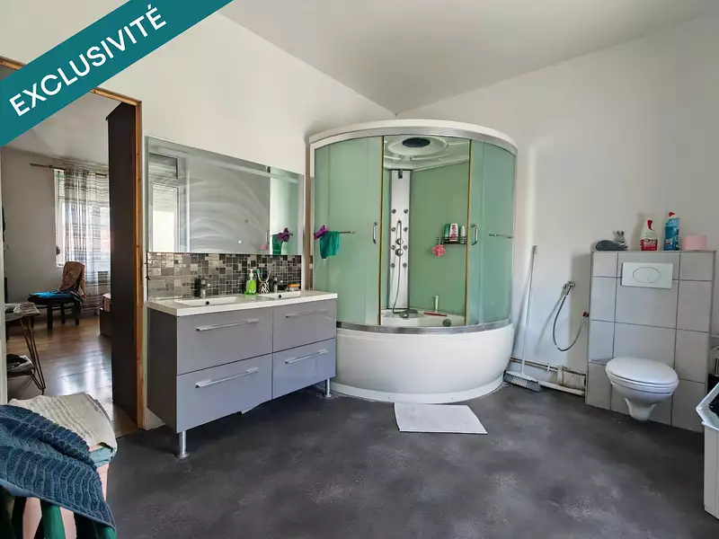 Maison, 151 m²