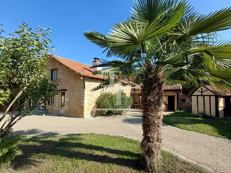 Maison, 230 m²