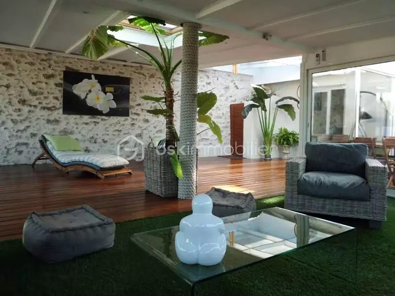 Maison, 208 m²