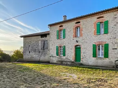 Maison, 325 m²