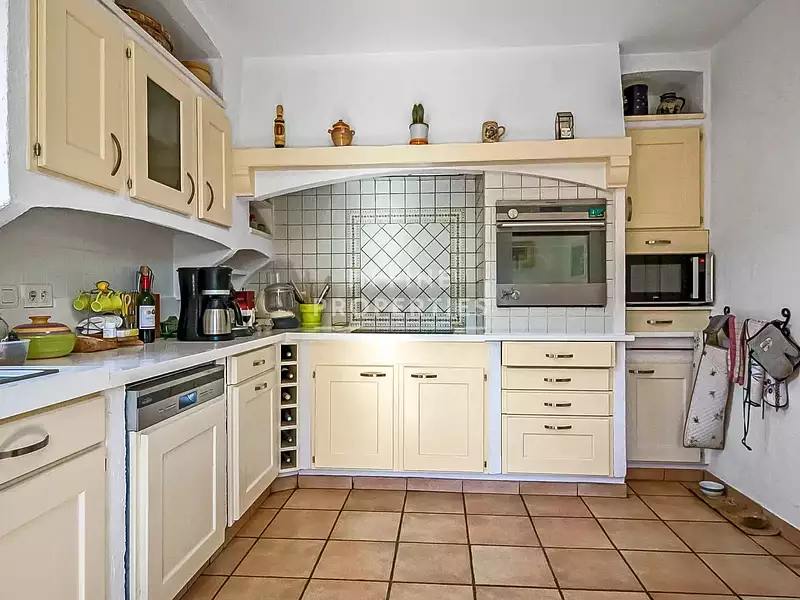 Maison, 161 m²