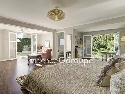 Maison, 280 m²
