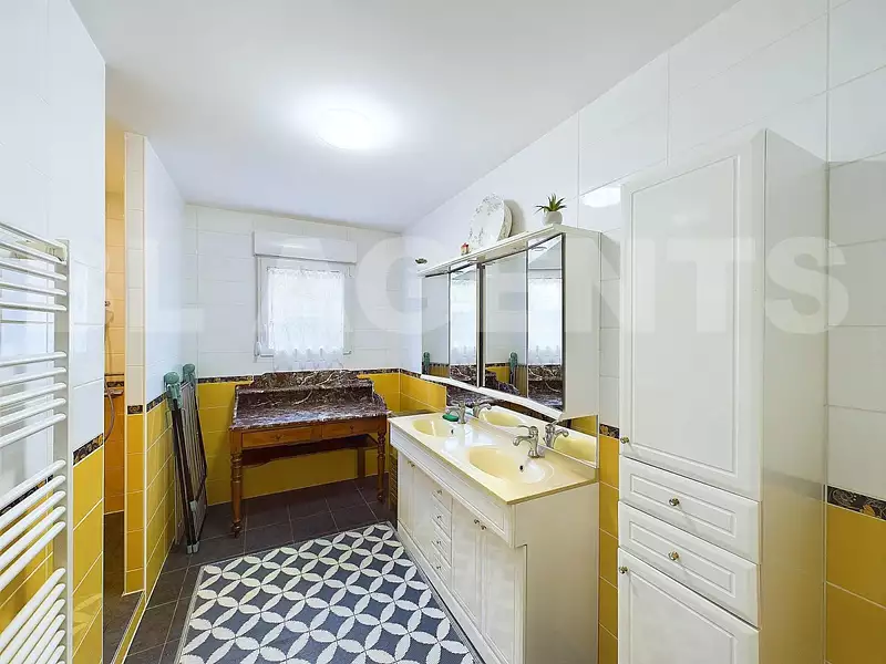 Maison, 105 m²
