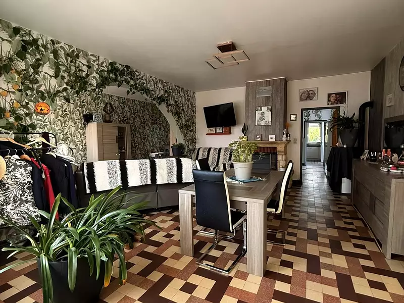 Maison, 168 m²