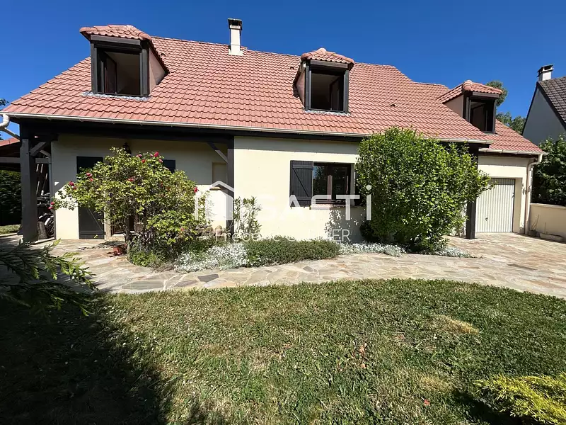 Maison, 159 m²