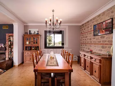 Maison, 230 m²