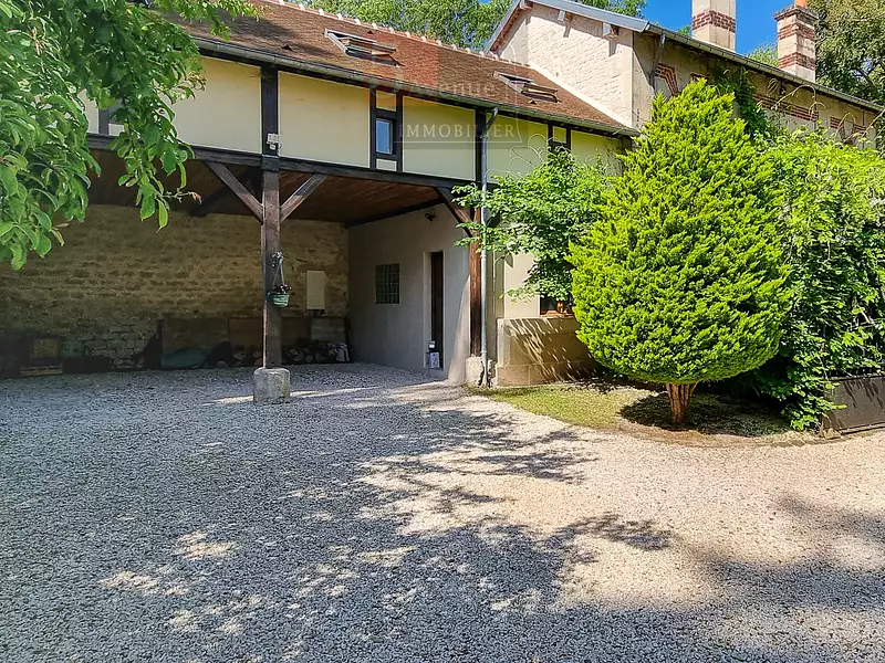 Maison, 370 m²